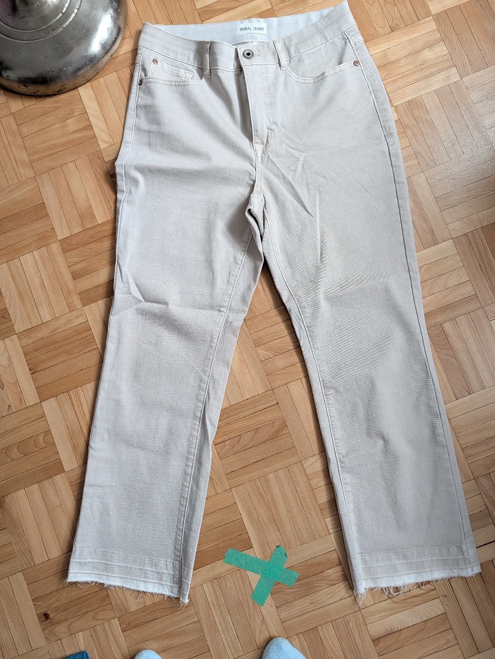 Light Cream Straight-Leg Jeans